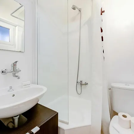 Cosy Few Min From - Happy